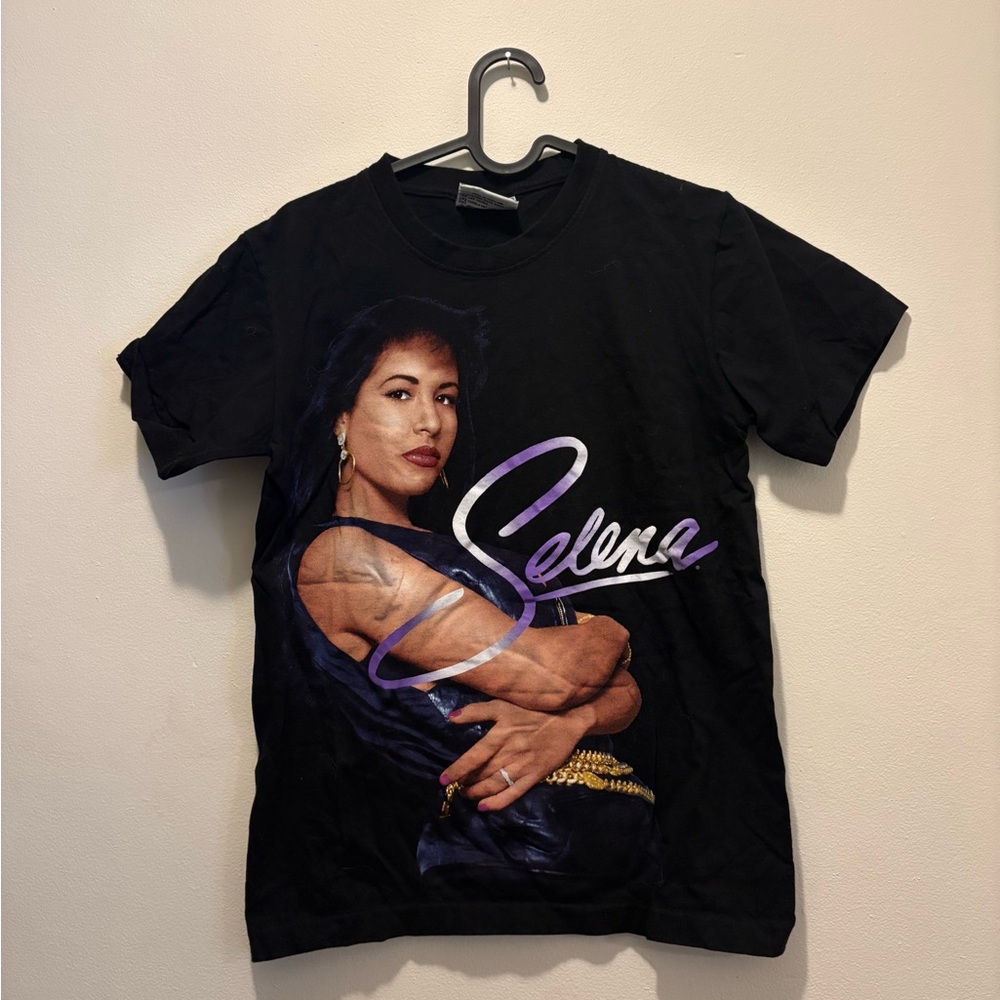 Selena Black Graphic T-Shirt